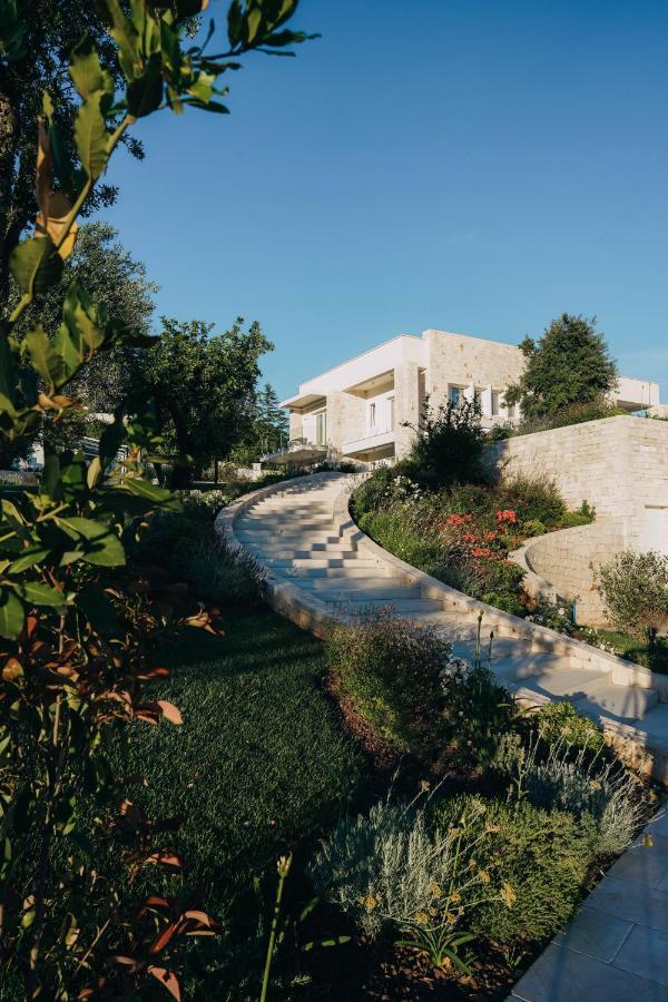 Essenza Relais Contemporaneo Bed & Breakfast Cisternino Exterior photo