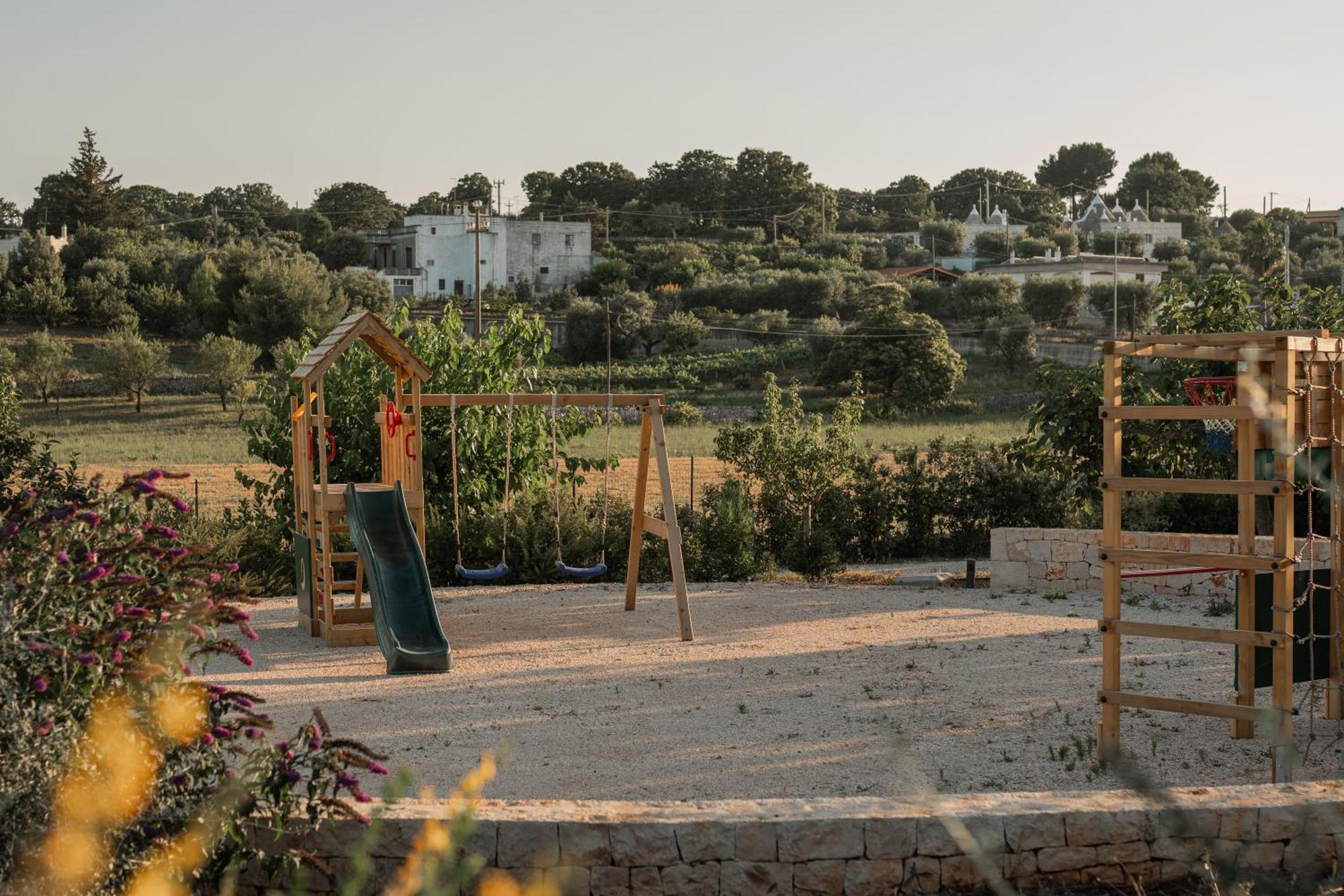 Essenza Relais Contemporaneo Bed & Breakfast Cisternino Exterior photo