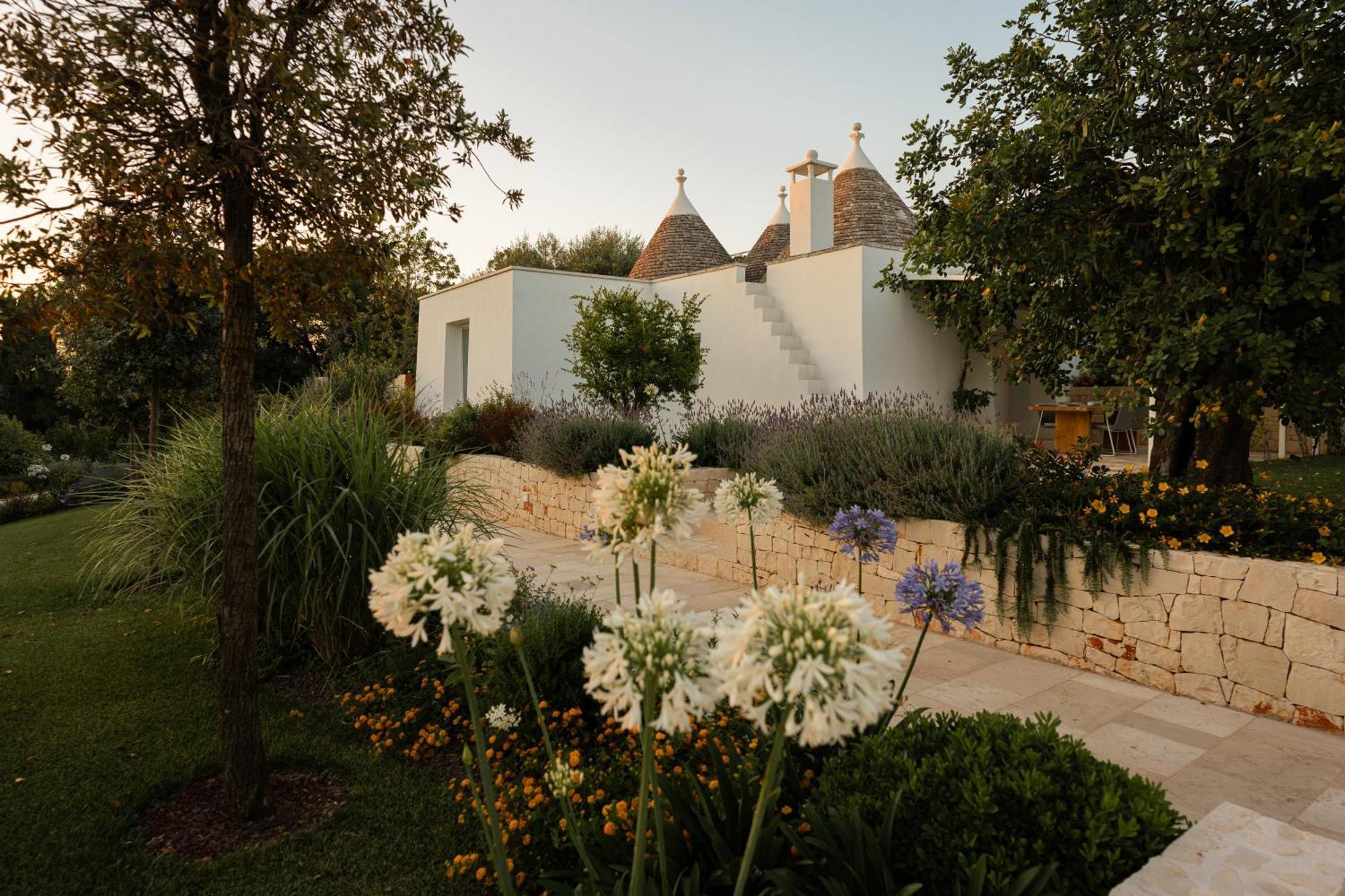 Essenza Relais Contemporaneo Bed & Breakfast Cisternino Exterior photo