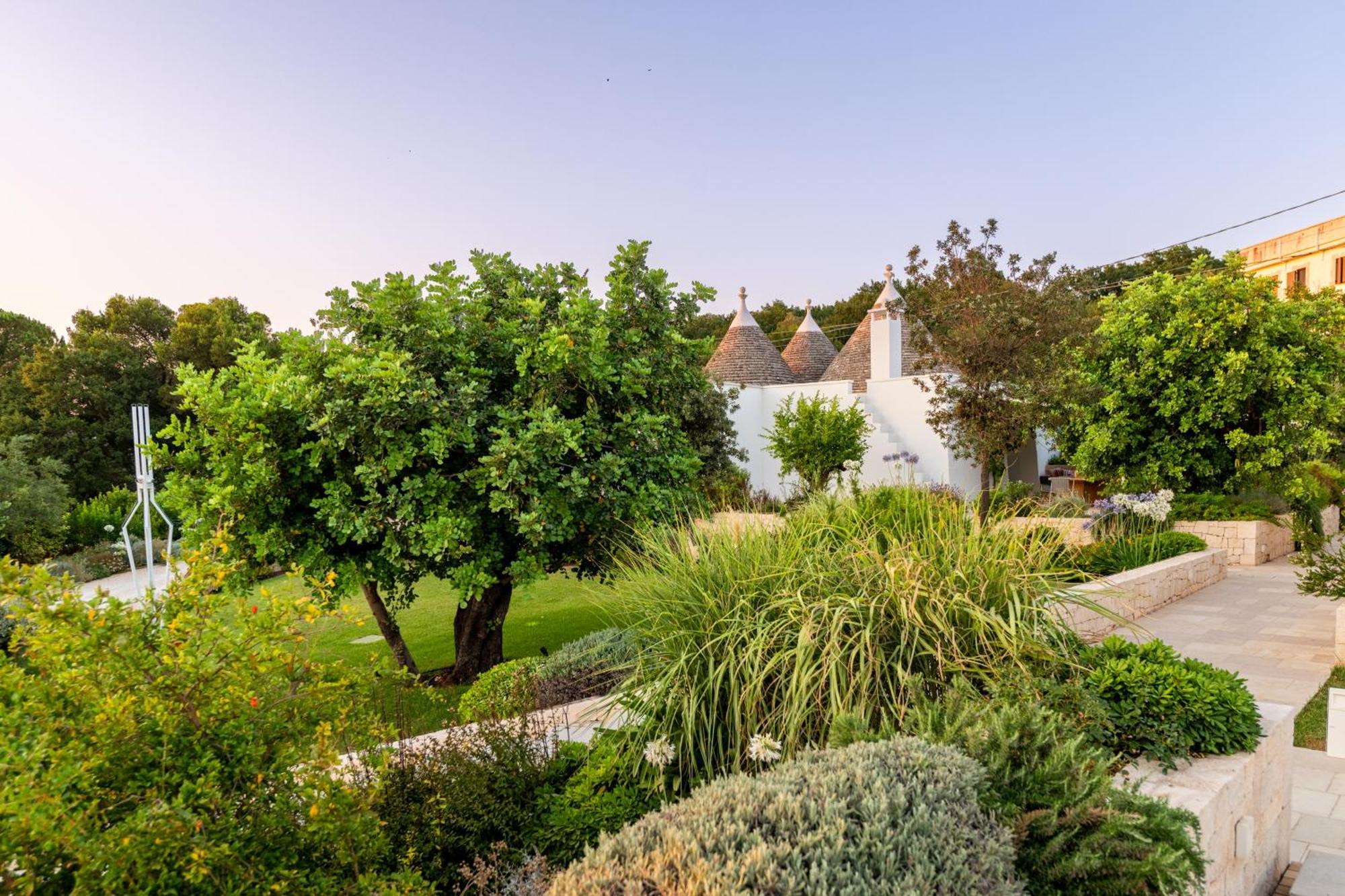 Essenza Relais Contemporaneo Bed & Breakfast Cisternino Exterior photo