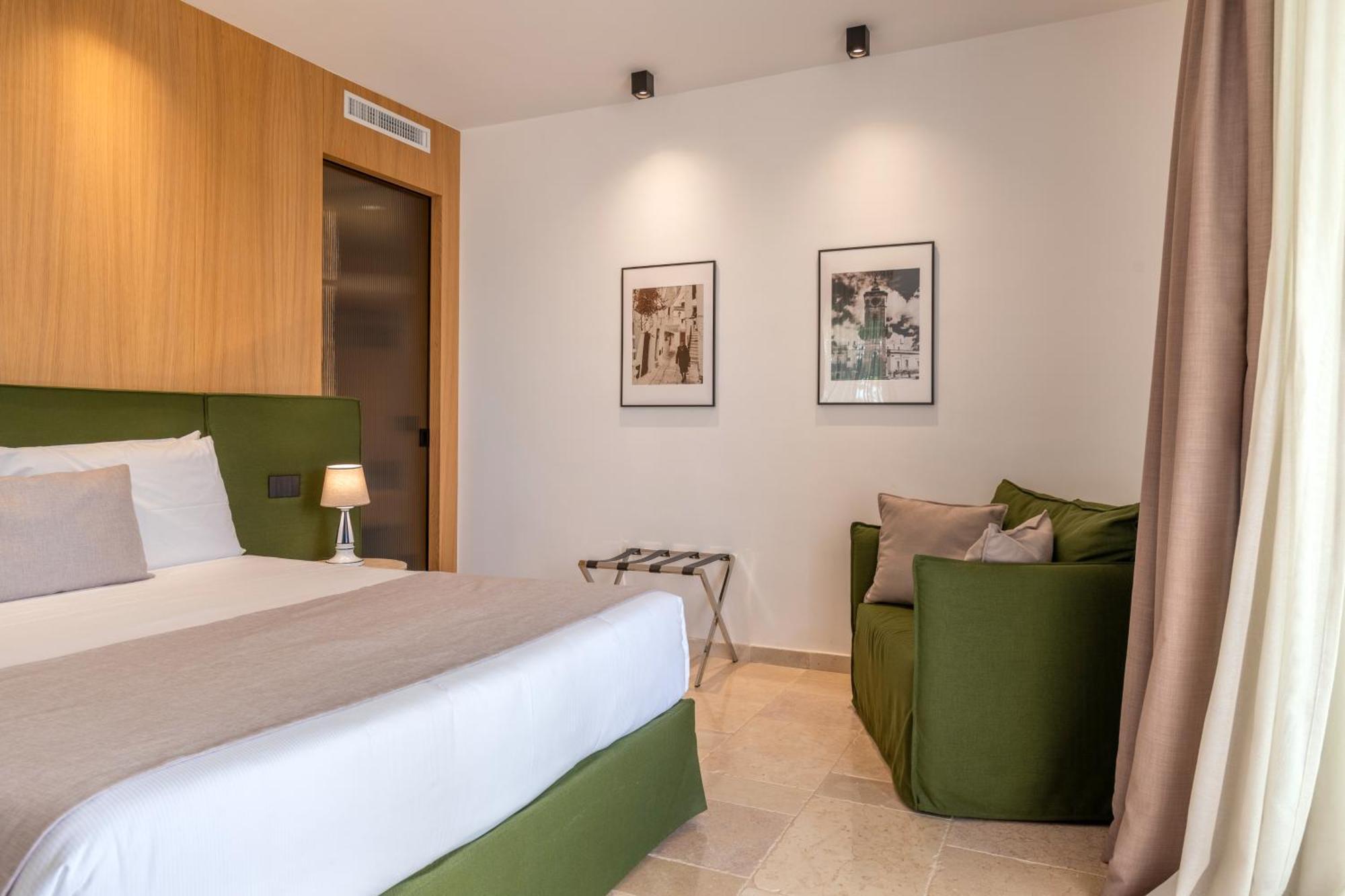 Essenza Relais Contemporaneo Bed & Breakfast Cisternino Exterior photo